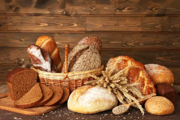 Photo of different types of bread thinking can goldfish eat bread