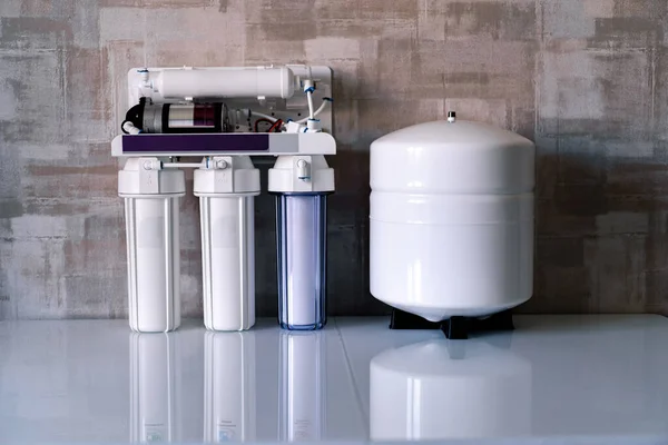 osmosis water purification system used in aquarium